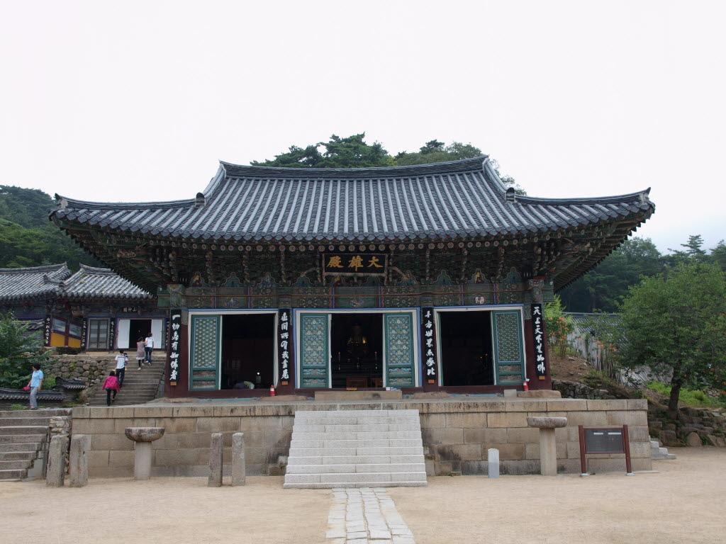 Donghwasa Temple6